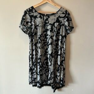 Paisley Scoop Neck T-Shirt Dress